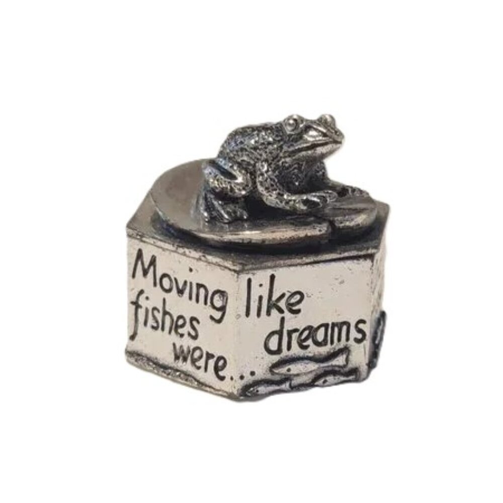 Vintage Silver Scenes Pewter Frog Box Whimsical Pill Mini Trinket Wales UK‎